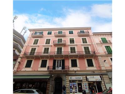 Vanzare apartament lux, in Sanremo, Italia