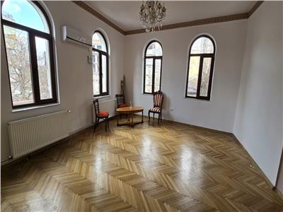 OFERTA! Vanzare apartament 3 camere in vila, Ferdinand + pod